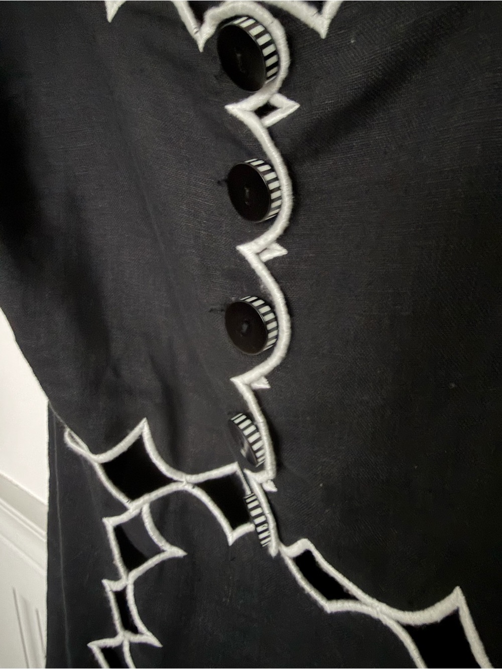FARM Rio Black Midi Linen Dress with White Scallop Trim - Picture 11 of 15
